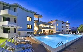 Residence Marina Di Cecina